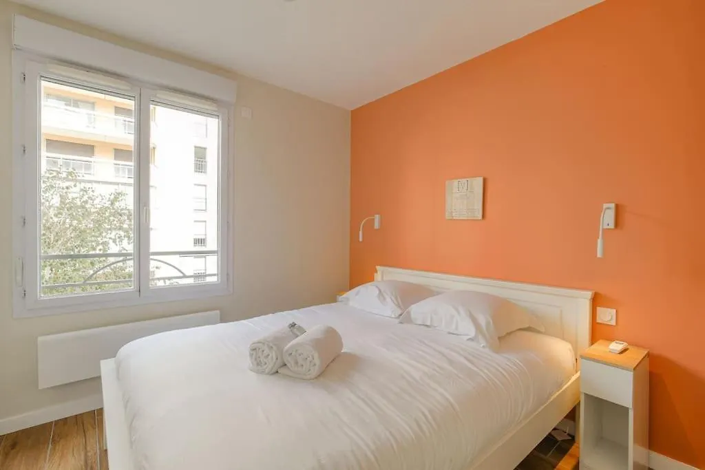 Appartement Raffine, Veranda Et Parking, Lyon 3 Apartment