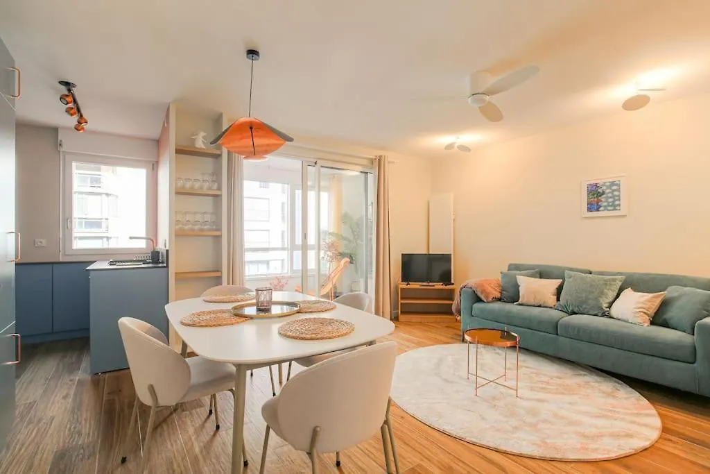 Apartment Appartement Raffine, Veranda Et Parking, Lyon 3